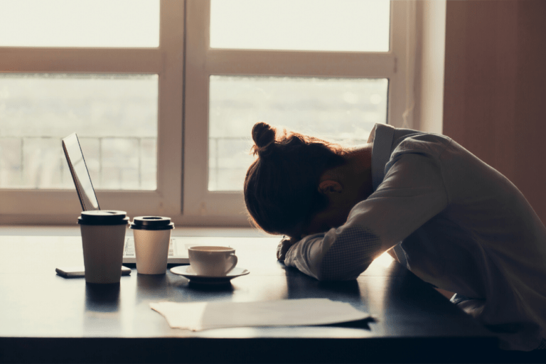 Leia mais sobre o artigo Síndrome de Burnout e meditação: qual a relação?