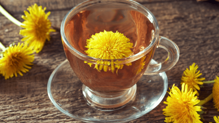 Leia mais sobre o artigo Os 11 maravilhosos benefícios do chá de dente-de-leão